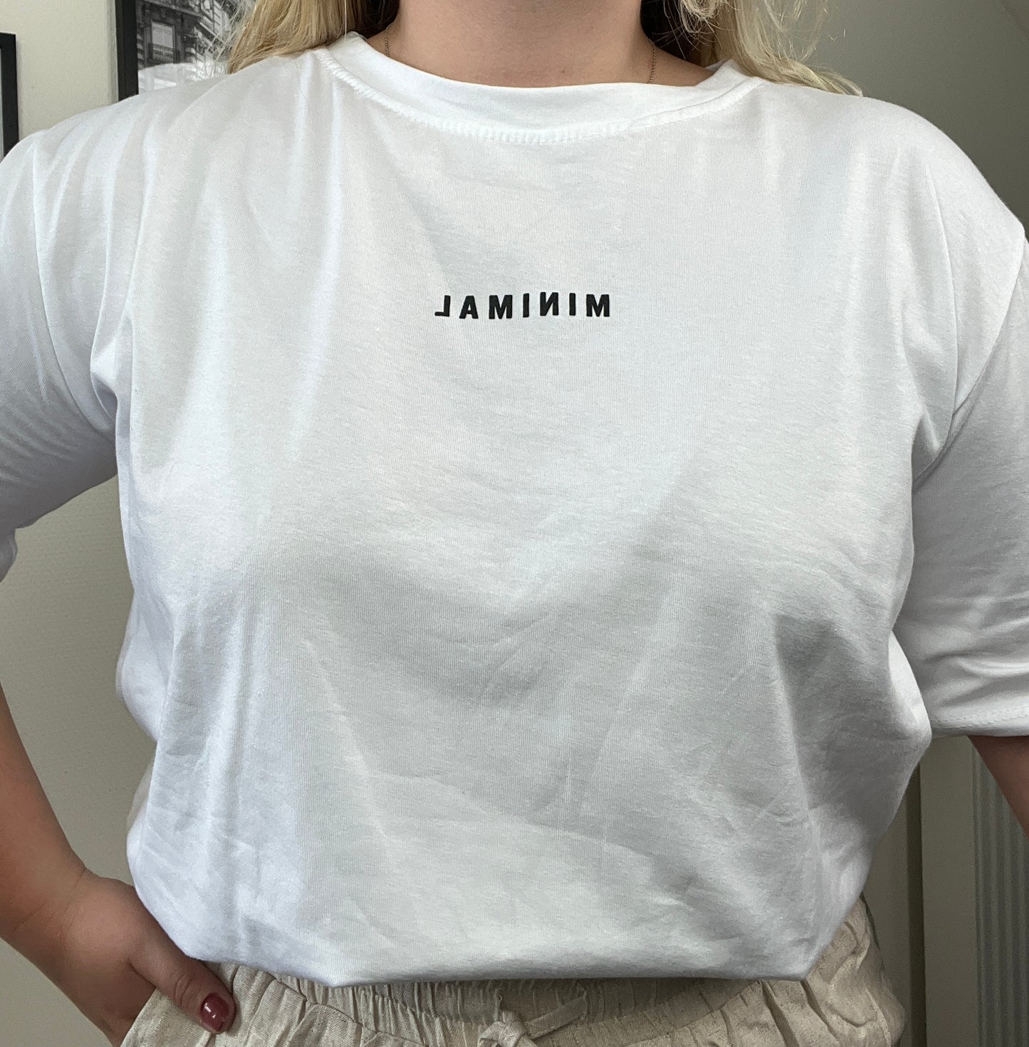 T-shirt Minimal Wit