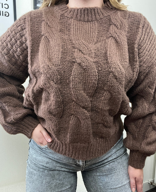 Sweater Cable Bruin
